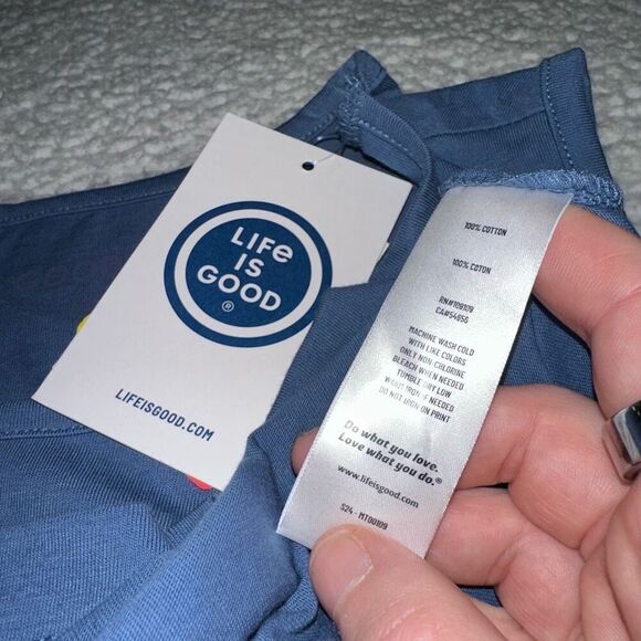 Life is Good Unisex Blue Tank Top Hiking Mountain Dog Print Size Small NWT - Picture 6 of 8